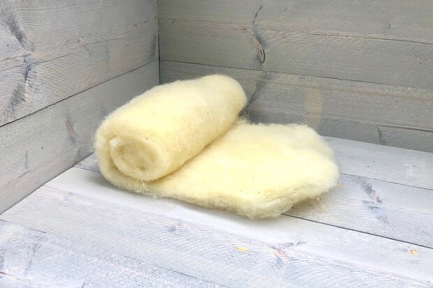 250 gram gewassen kaardvlies - Llawnenog (chamois)